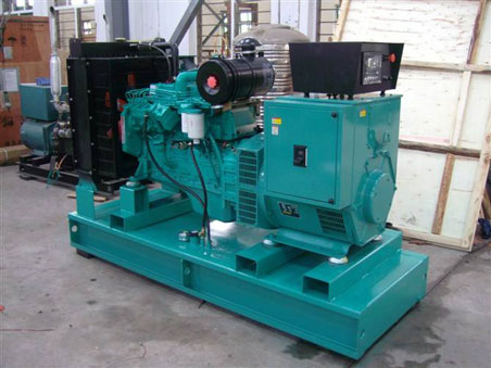 兴安200kw康明斯柴油发电机组图片 兴安200kw康明斯柴油发电机组图片